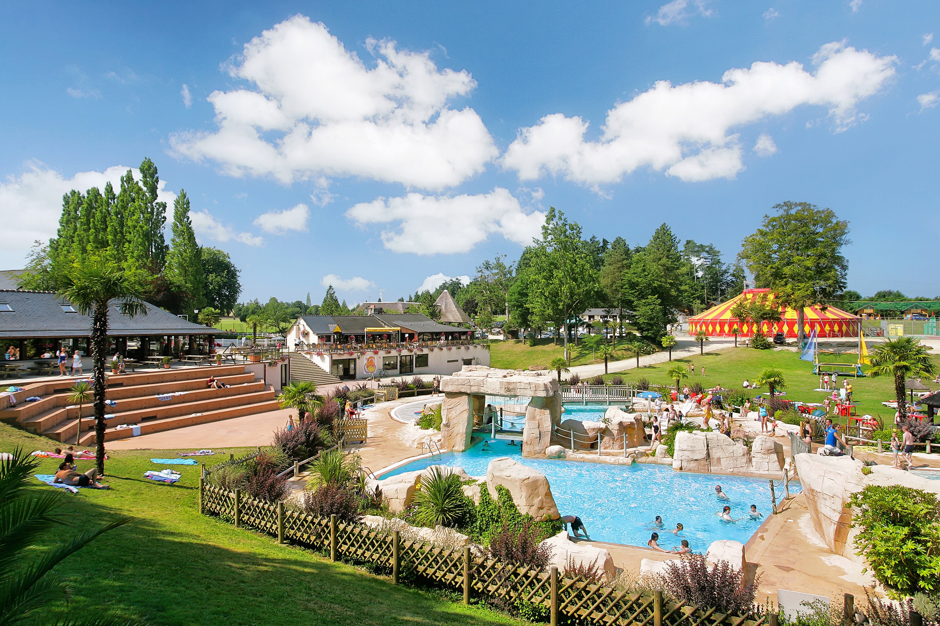 Camping Les Ormes Domaine & Resort