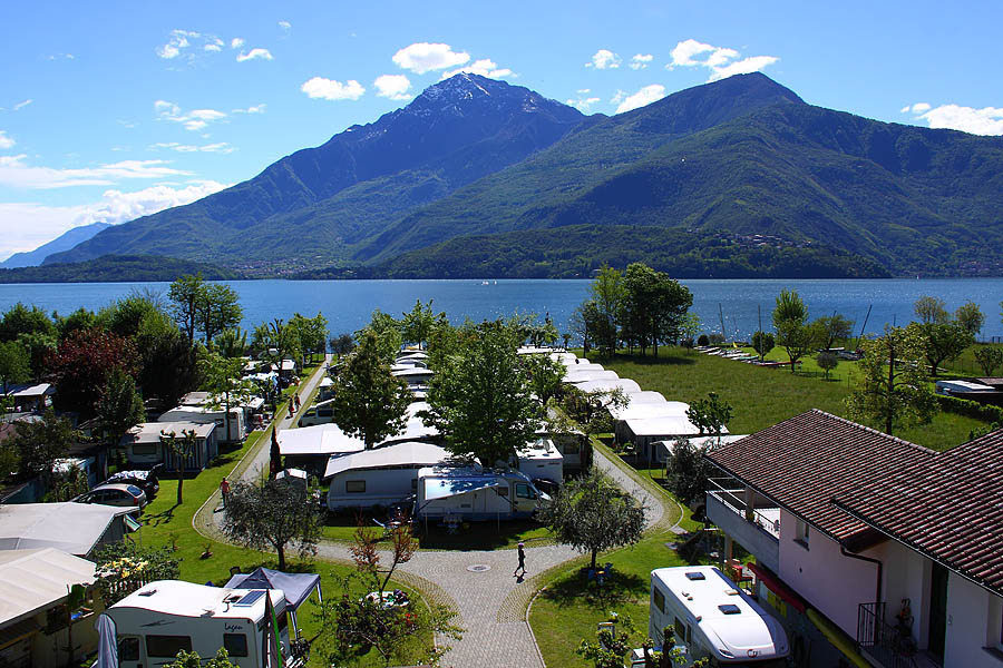 Camping Magic Lake