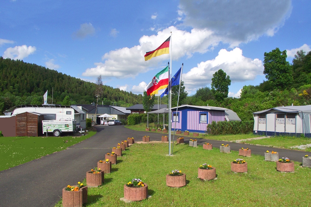 Online bestellen: Camping Kronenburger See