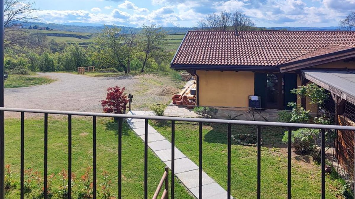 Krajobraz Val Bormida w okolicach Spigno Monferrato