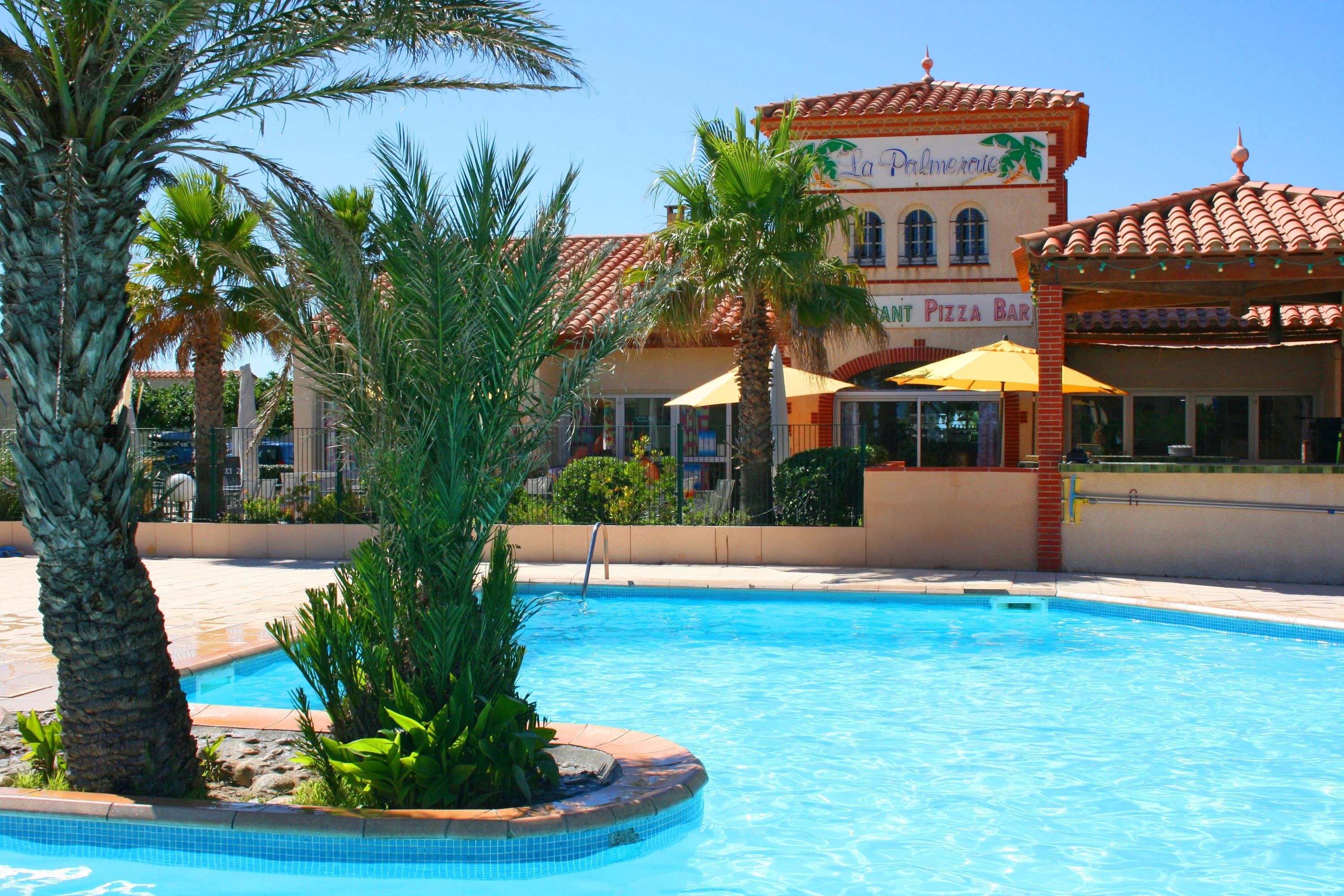 Village Aphrodite/Club Oasis