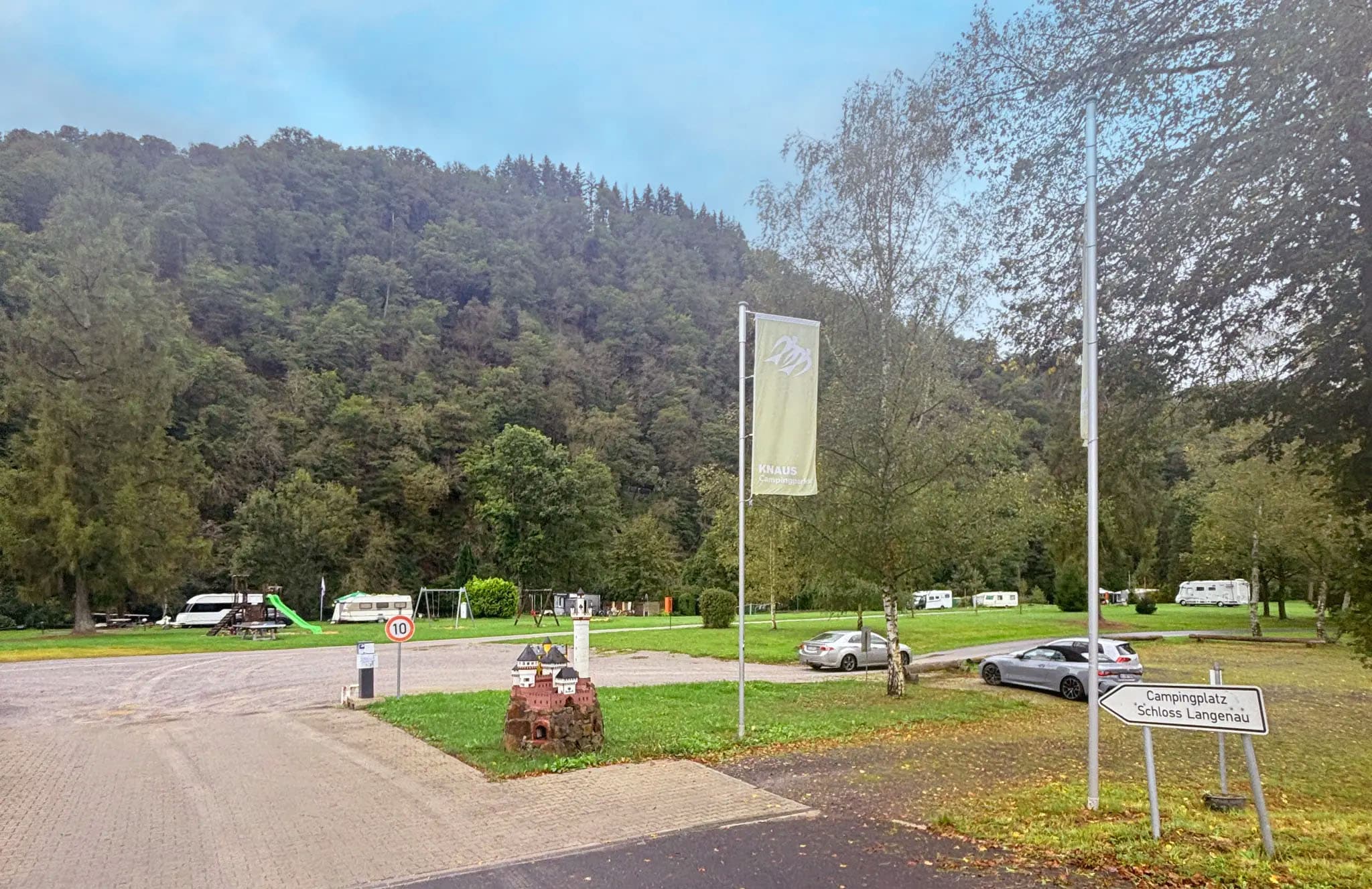 Online bestellen: Knaus Campingpark Schloß Langenau