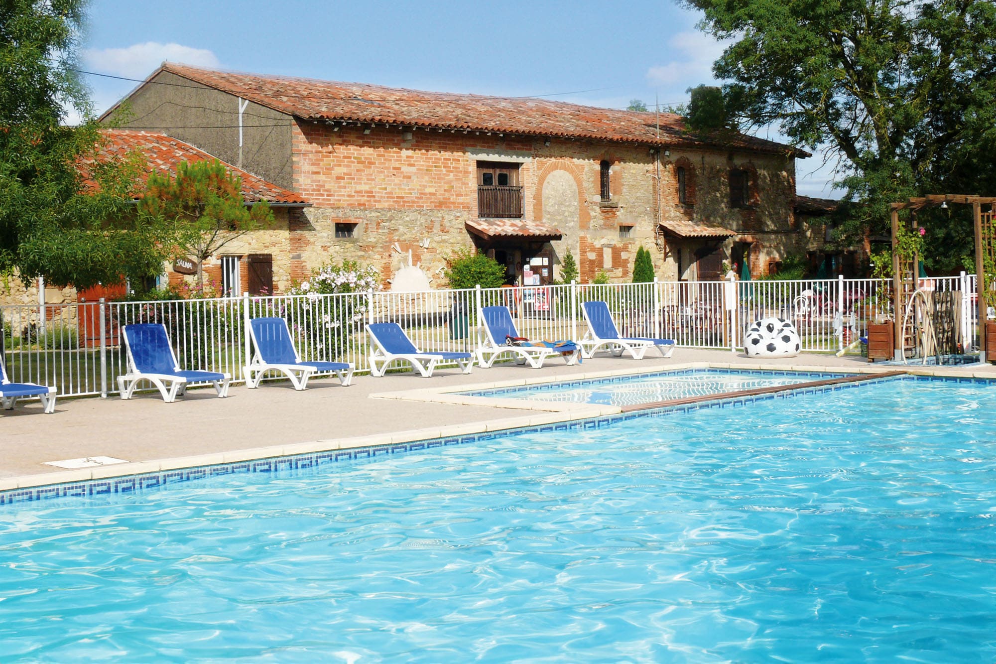 Camping Naturiste Les Aillos