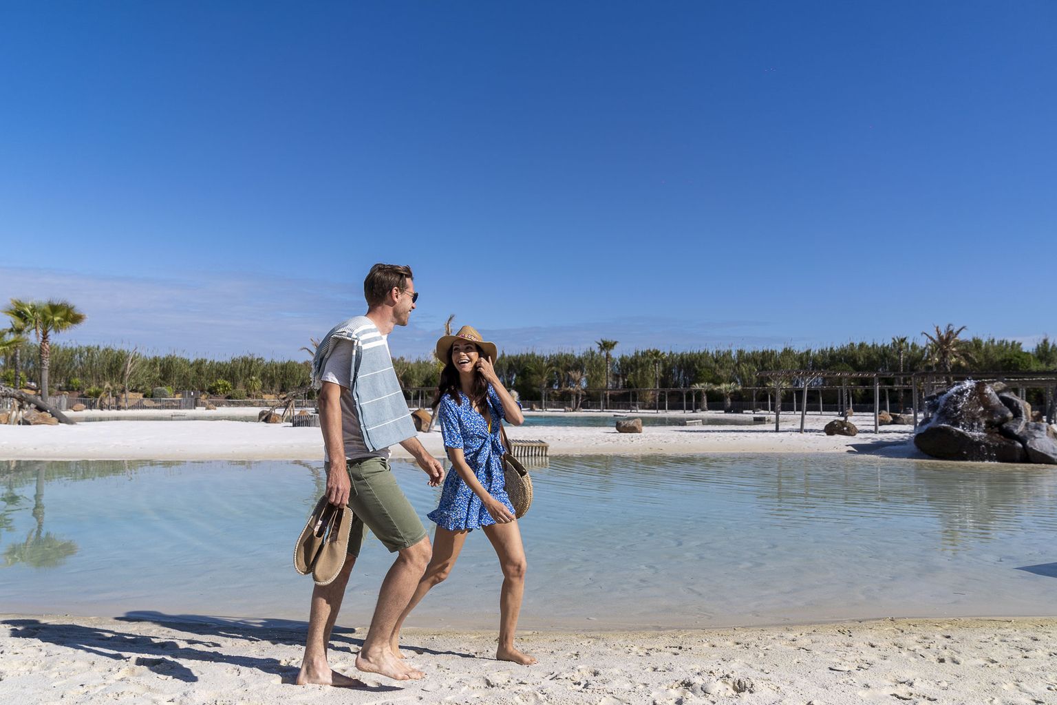 Bedroom accommodation at Camping Sandaya Domaine de la Dragonnière in Vias
