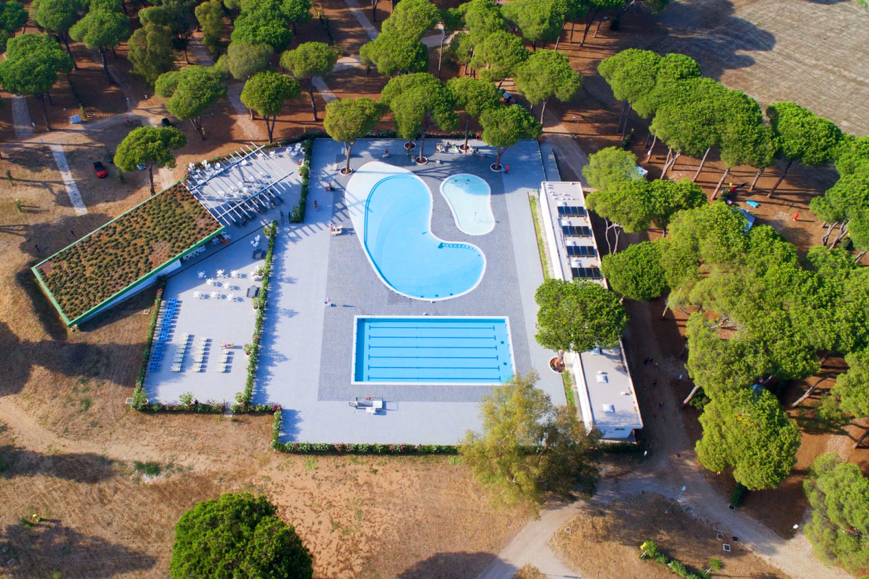 Bedroom accommodation at Baia Holiday Camping Village Roma Capitol in Rome