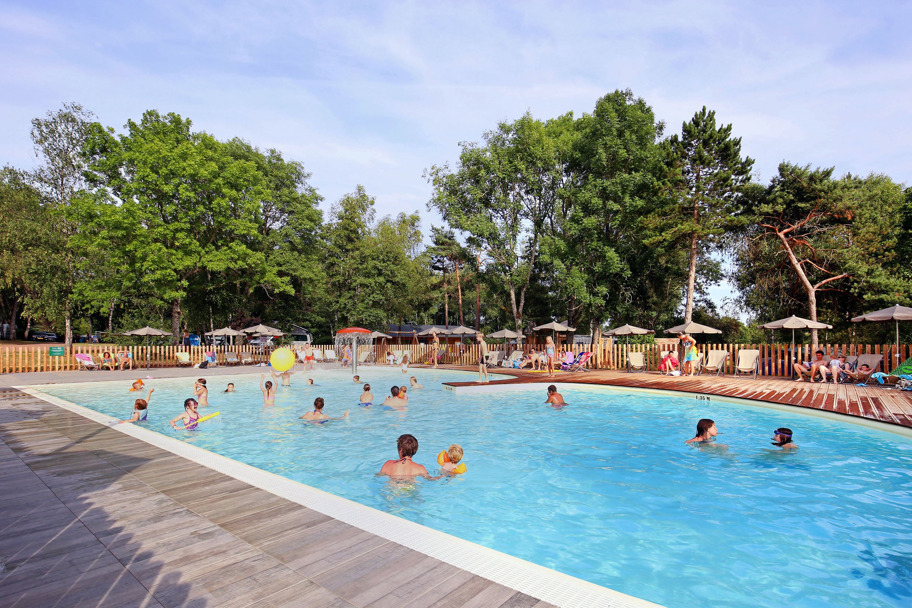 Camping Huttopia tang de Fouch | ACSI