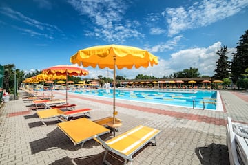 Baia Holiday Gasparina Baia Holiday Gasparina