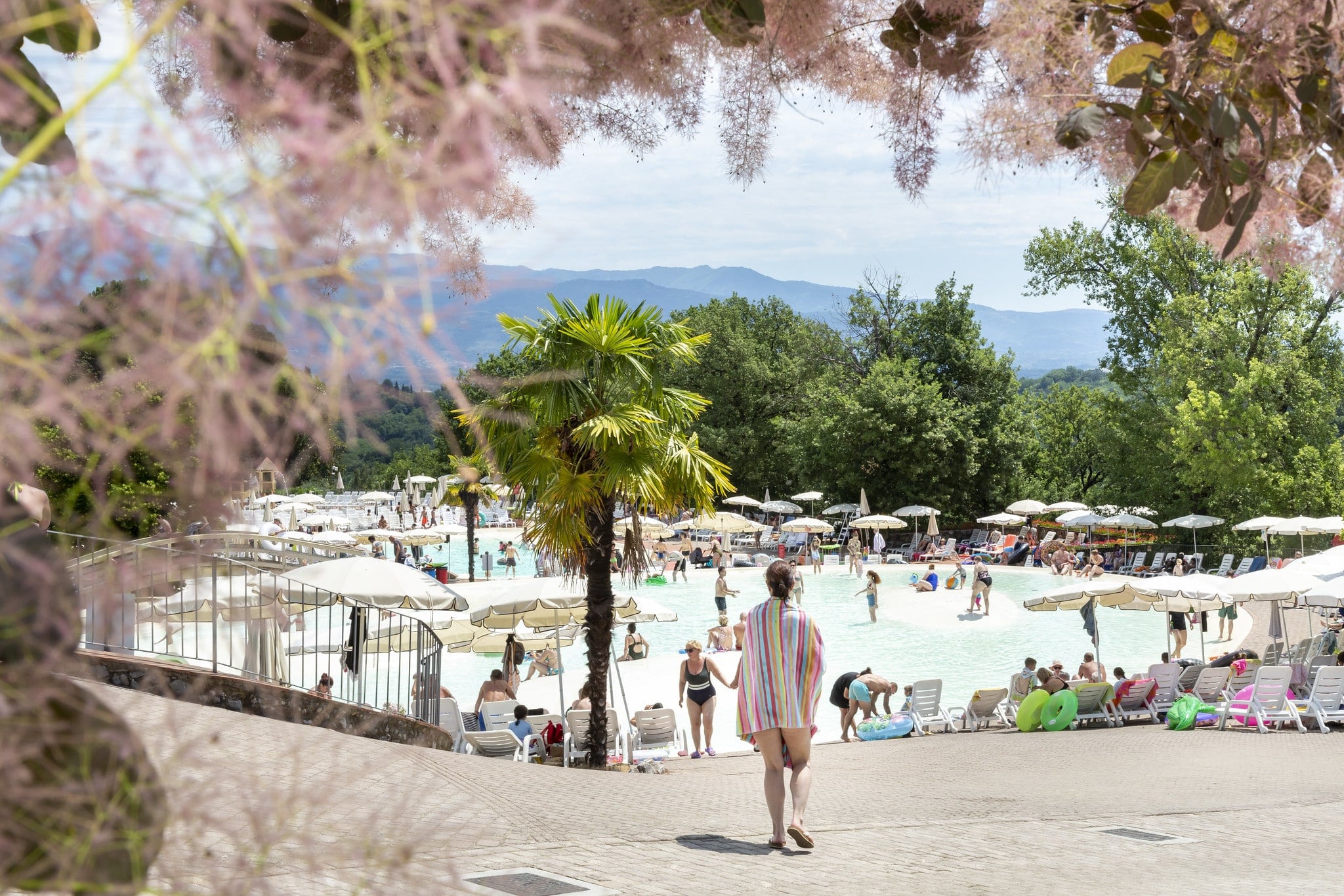 hu Norcenni Girasole Village — 4