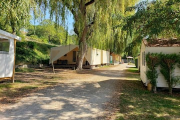 Camping L'Entre-Deux Camping L'Entre-Deux