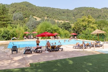 Flower Camping Mas de Champel Flower Camping Mas de Champel