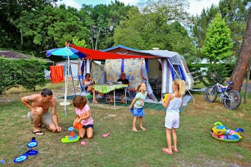 Camping Les Acacias - Image 1 Camping Les Acacias - Image 1