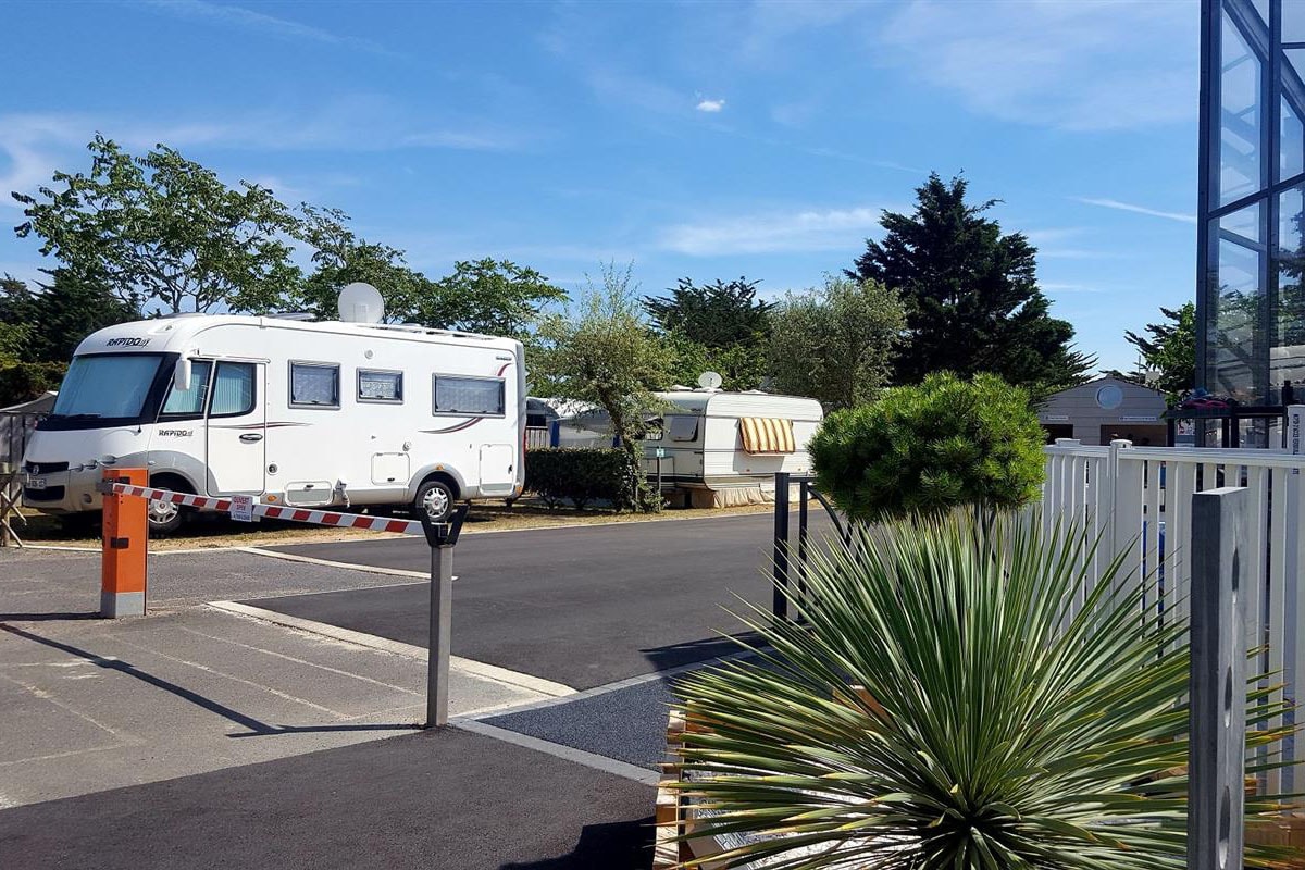 Camping Club Mahana By La Pège — 4