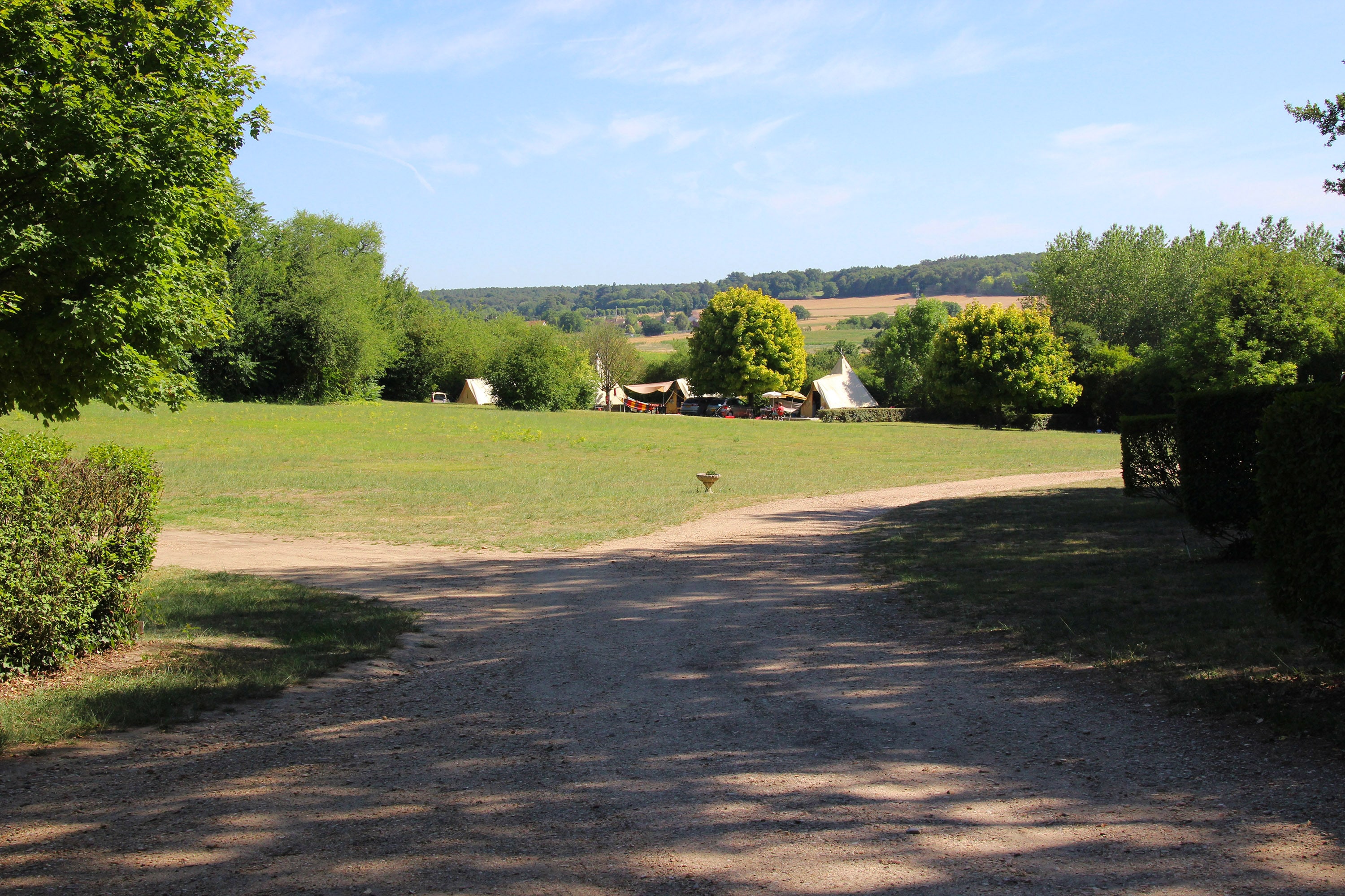 Camping Le Petit Trianon de Saint Ustre — 5