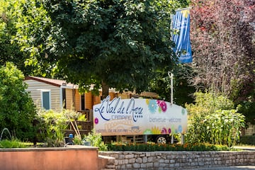 Flower Camping Le Val de l'Arre Flower Camping Le Val de l'Arre