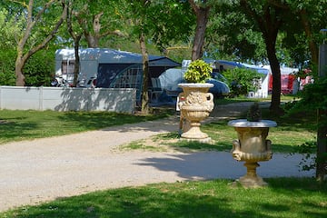 Camping Le Paradis - Image 1 Camping Le Paradis - Image 1