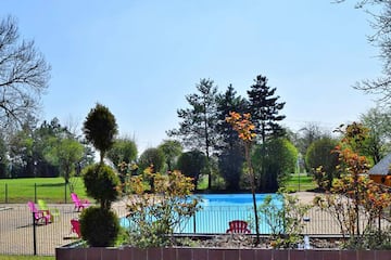 Camping La Croix d'Arles - Image 1 Camping La Croix d'Arles - Image 1