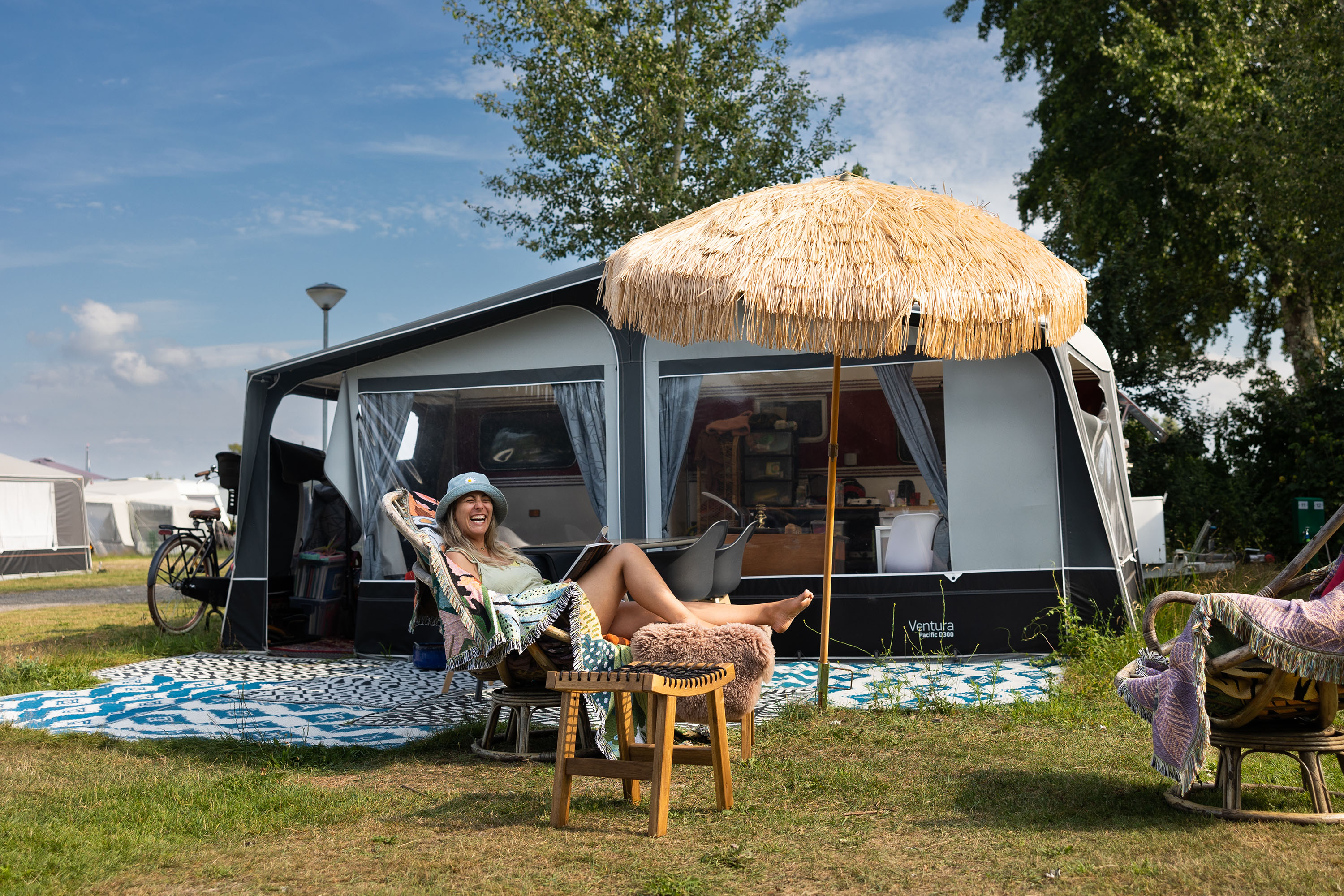 elektroherd fr camping HP2 BK Doppelkochplatte elektrische Herdplatte 2500W mit Griffen duronic.de