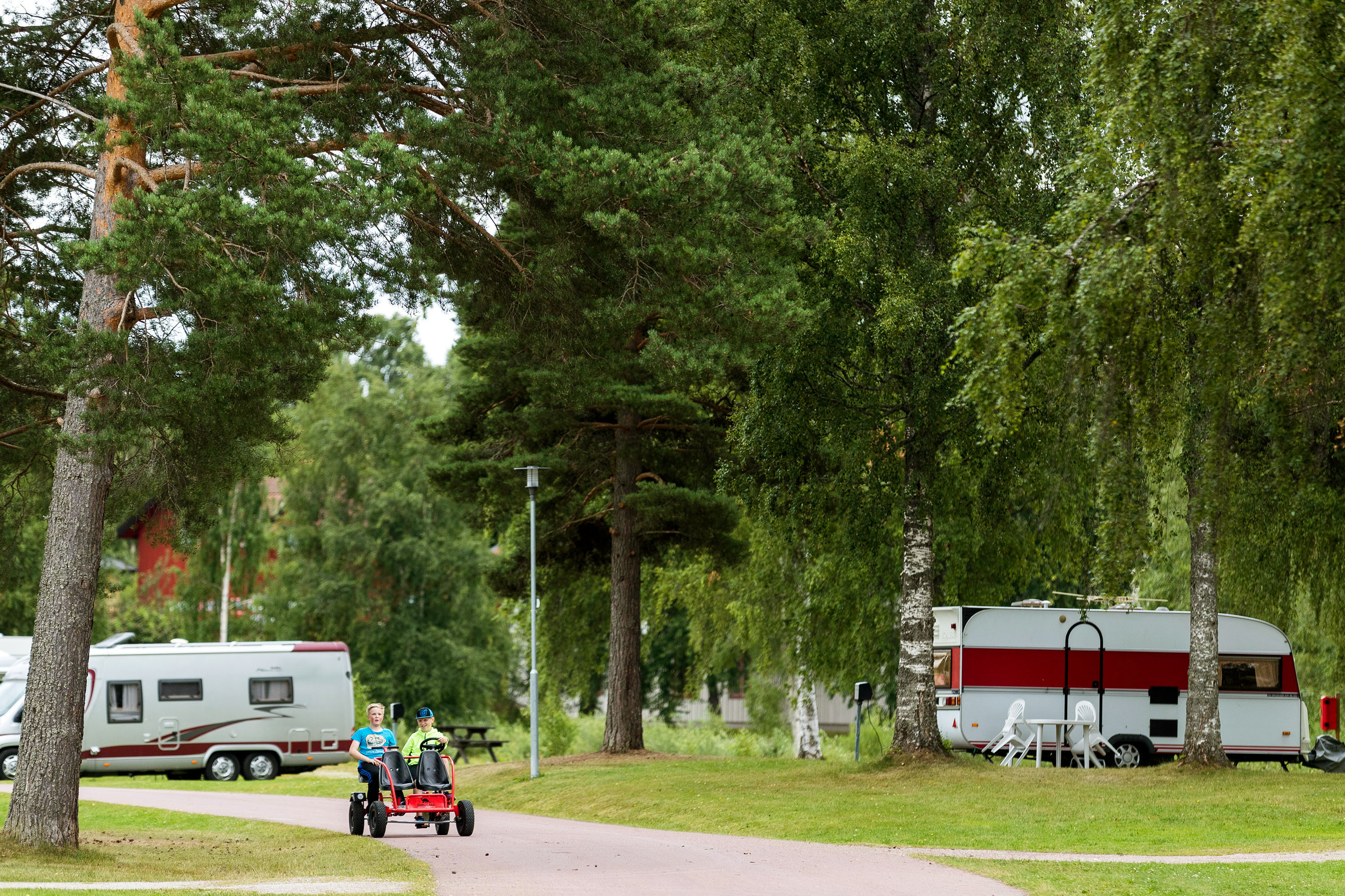 dachzelt 160 breit Dachzelt Family 1-4 Personen berdachter Eingang viel Platz