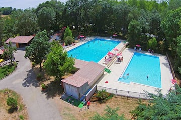 Camping Le Moulin de Mellet Camping Le Moulin de Mellet