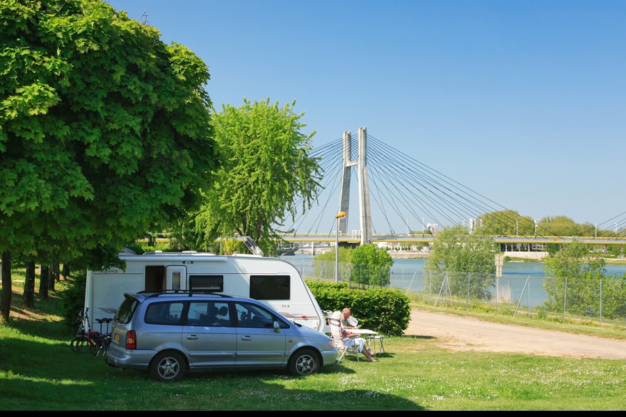 Camping Du Pont de Bourgogne — 4
