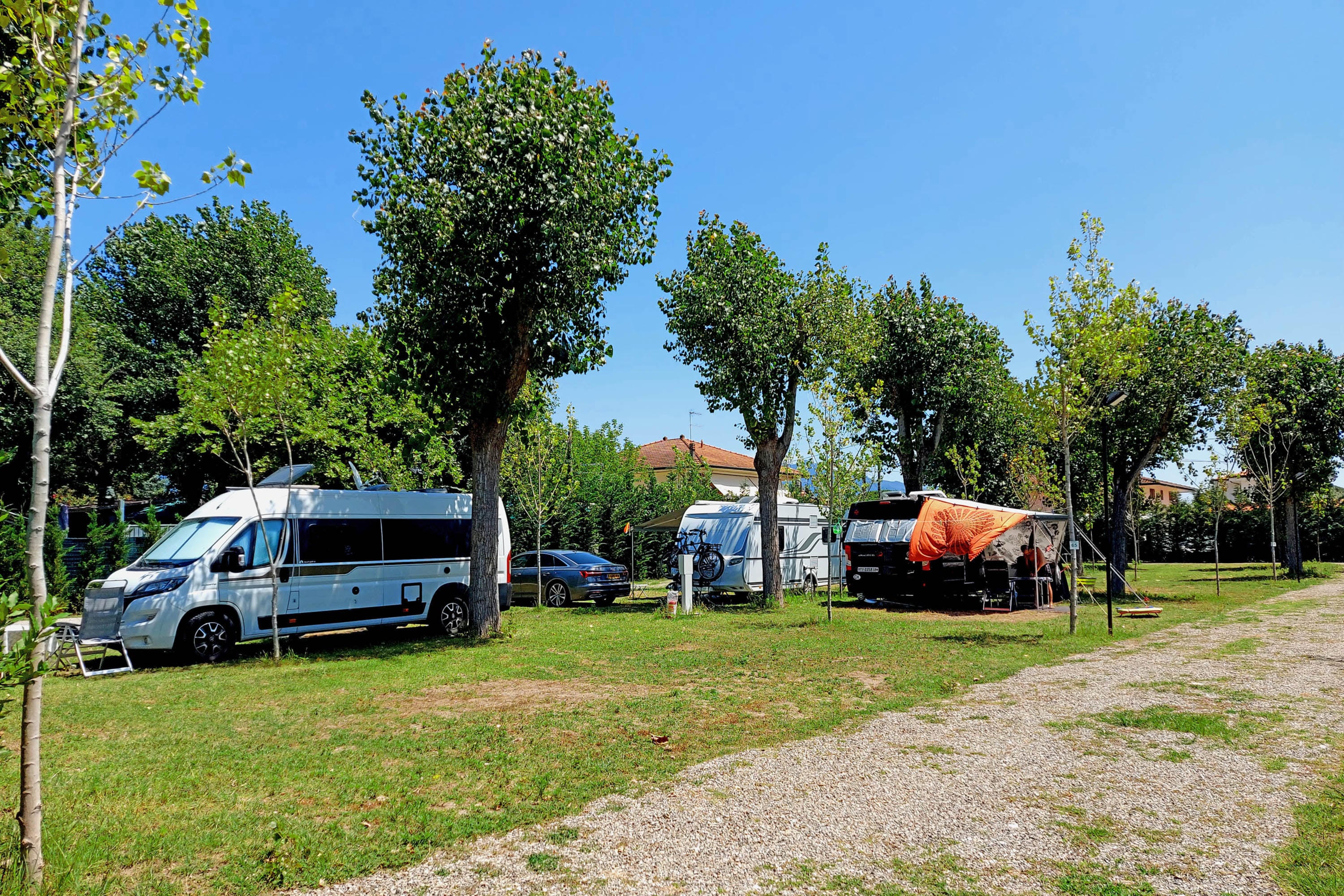 zubehör caddy camping Mobiles Camping-Bettsystem für VW Caddy Maxi & weitere Vans 🚐 – VanBull