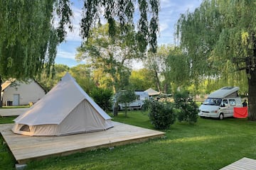 Camping Les Saules de Cormery Camping Les Saules de Cormery
