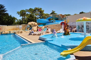 Camping Le Clos des Pins Camping Le Clos des Pins
