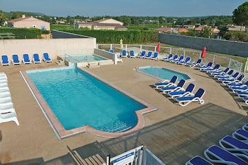 Camping du Théâtre Romain Camping du Théâtre Romain