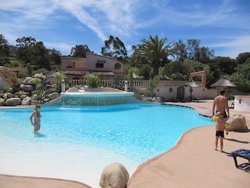 Camping Tikiti - Image 1