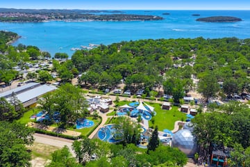 Camping Bijela Uvala - Image 1 Camping Bijela Uvala - Image 1