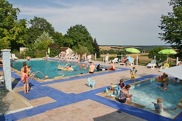 Camping Ushuaïa Villages Au Bois Joli - Image 1
