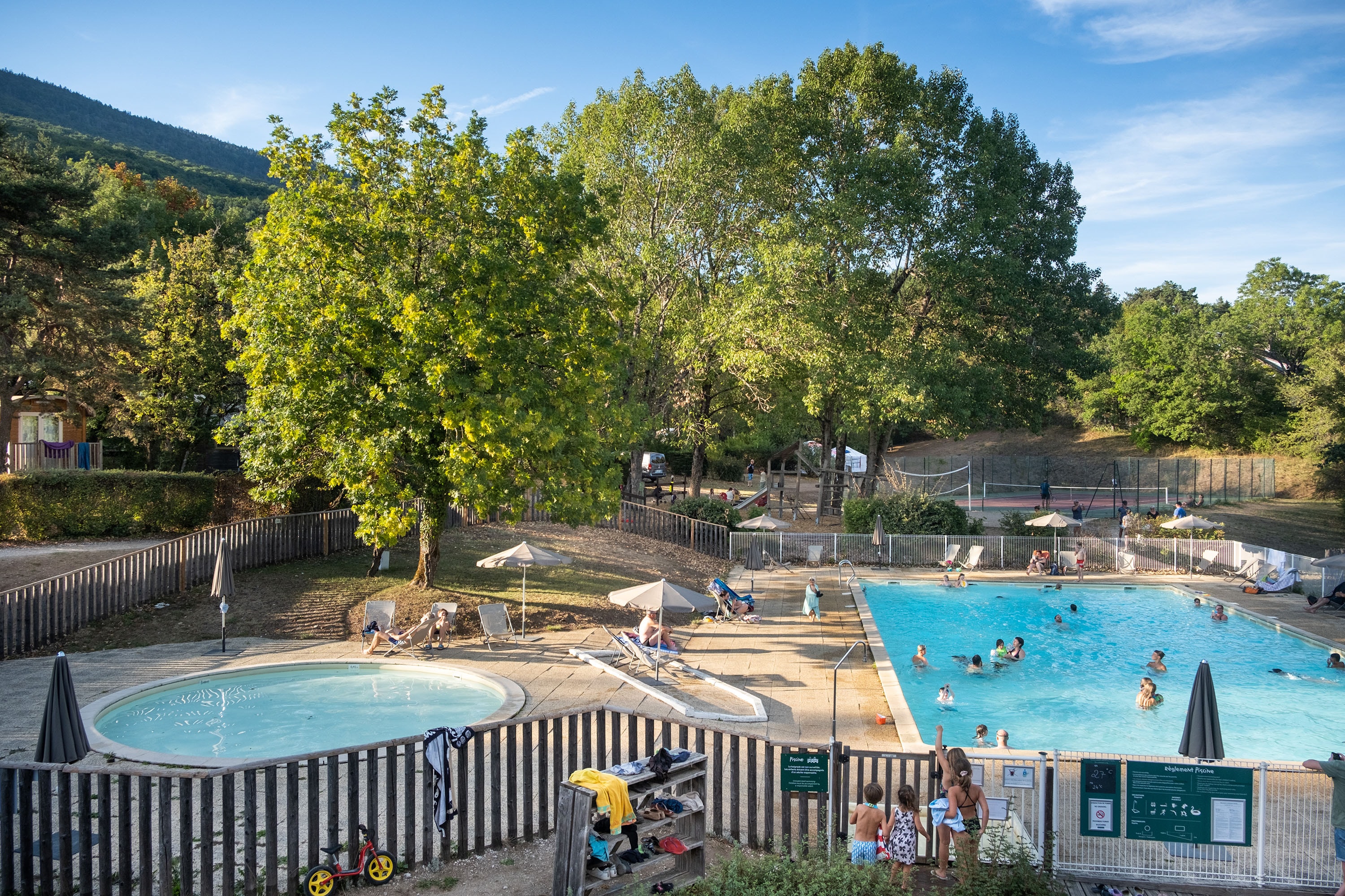Camping Huttopia Divonne-les-Bains — 4