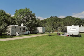 Avtokamp Resnik Jure Resnik s.p.