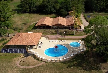 Flower Camping des Lacs - Image 1