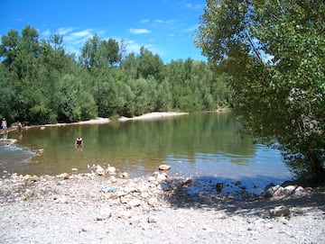 Camping Paradis Les Rives de l'Hérault Camping Paradis Les Rives de l'Hérault