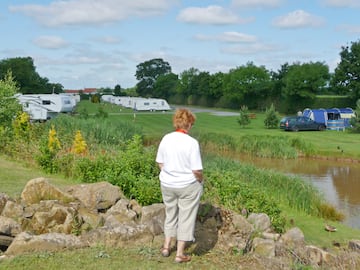 Willow Caravan Park