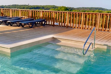 Camping Les Lodges du Lagon Camping Les Lodges du Lagon