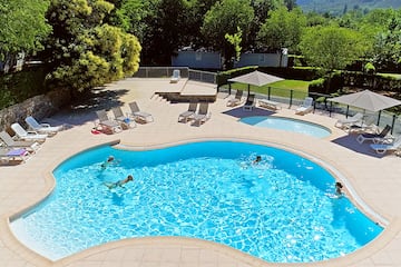 Les Châtaigniers Camping - Image 1 Les Châtaigniers Camping - Image 1