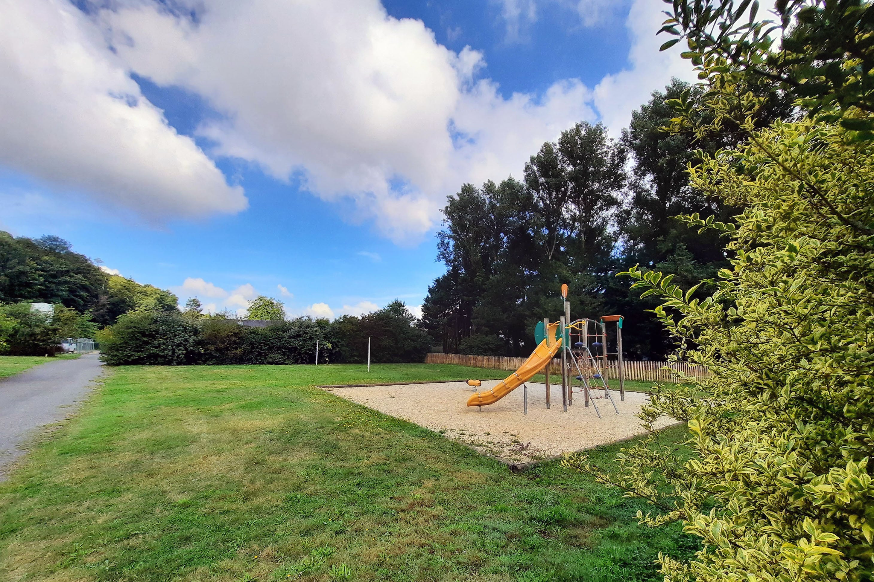 Camping Les Deux Rives Onlycamp — 5