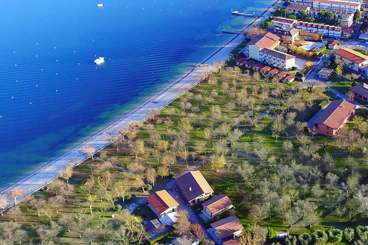 Baia Holiday Romantica a Lago — 4