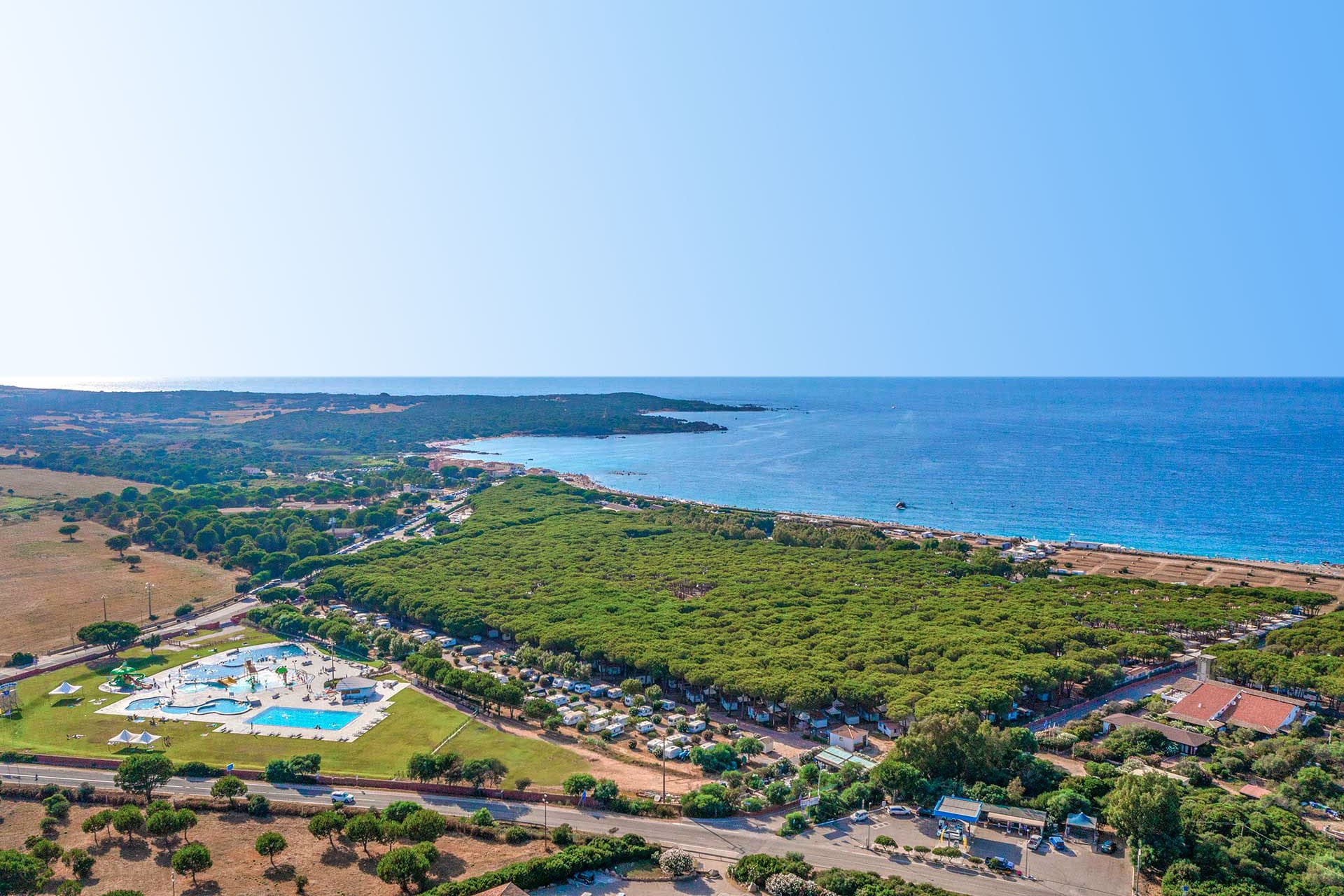 Bedroom accommodation at Baia Holiday Baia Blu La Tortuga in Aglientu