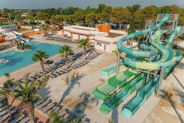 Camping Yelloh! Village L'Oasis et California Camping Yelloh! Village L'Oasis et California