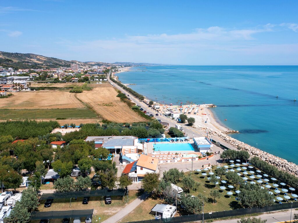 Kempingi w Roseto degli Abruzzi – Adriatyk w najlepszym wydaniu