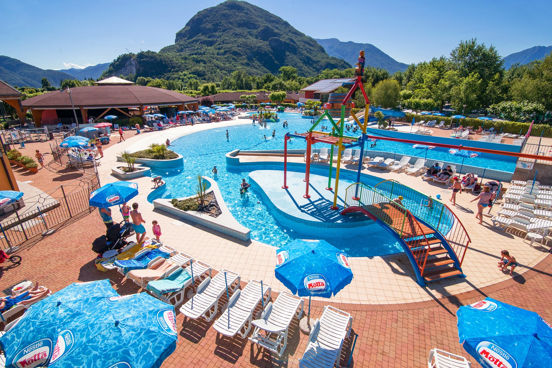 Bedroom accommodation at Continental Camping Village in Fondotoce