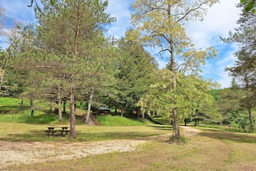 Camping du Lac des Vergnes Onlycamp - Image 1 Camping du Lac des Vergnes Onlycamp - Image 1